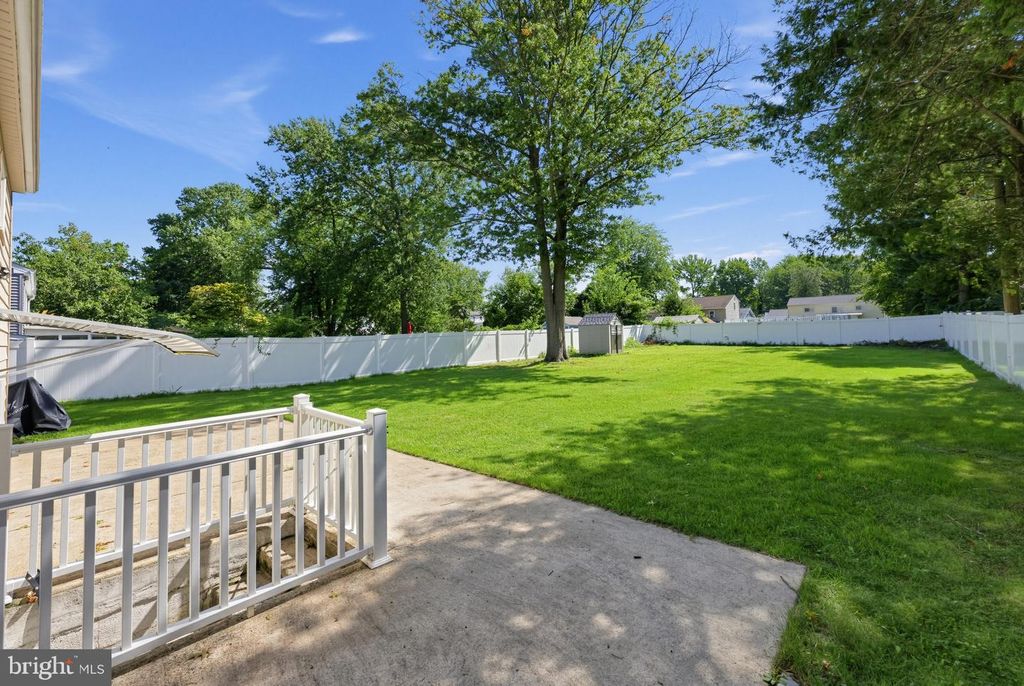 588 BARLOW AVE, WEST DEPTFORD, NJ 08096 — photo 3