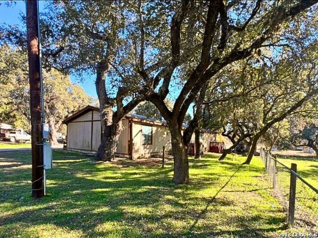 8790 Whartons Dock, Bandera, TX 78003