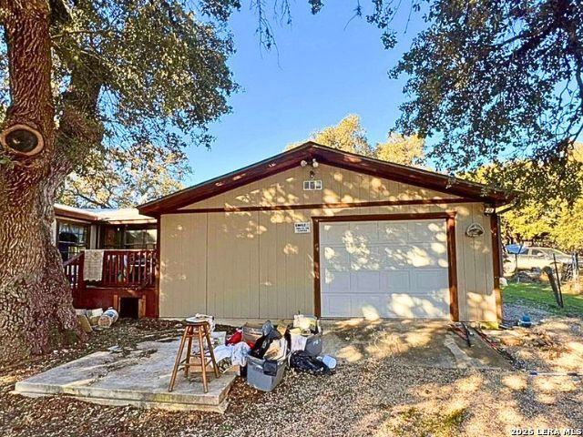 8790 Whartons Dock, Bandera, TX 78003