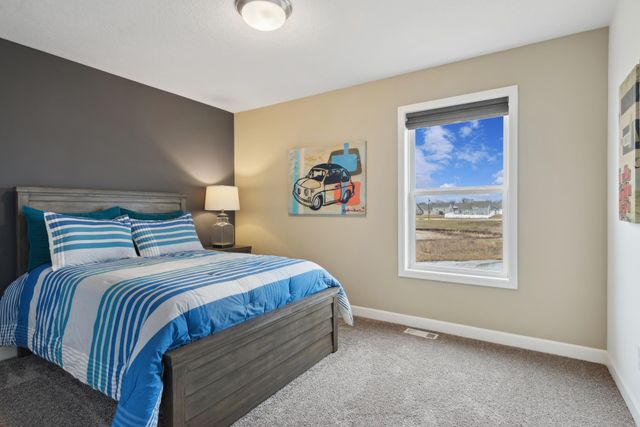 1905 Arbor Lane, Carver, MN 55315