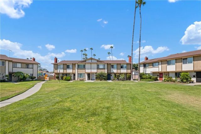 1722 Mitchell 172, Tustin, CA 92780