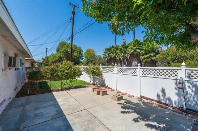 331 E. Olive Ave., La Habra, CA 90631