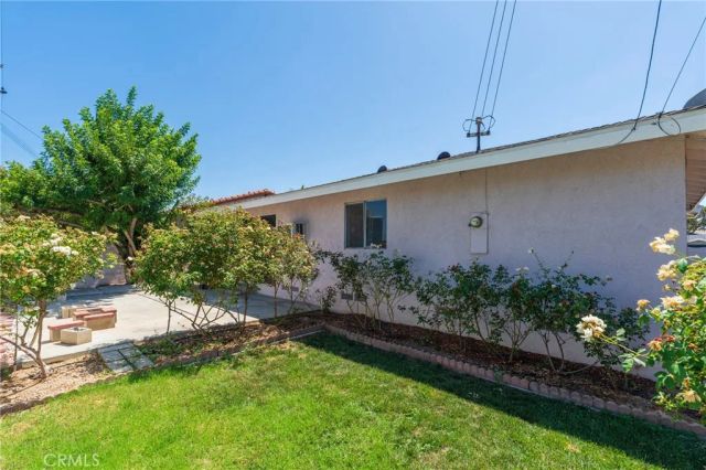 331 E. Olive Ave., La Habra, CA 90631