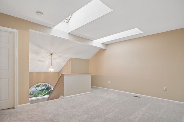 4 Herbert Drive B, Sutton, MA 01590