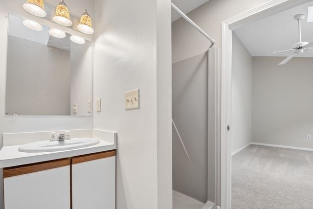 4 Herbert Drive B, Sutton, MA 01590