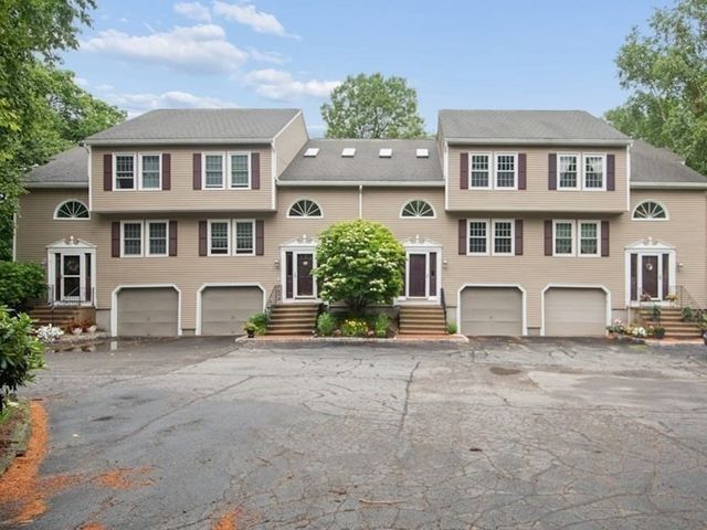 4 Herbert Drive B, Sutton, MA 01590