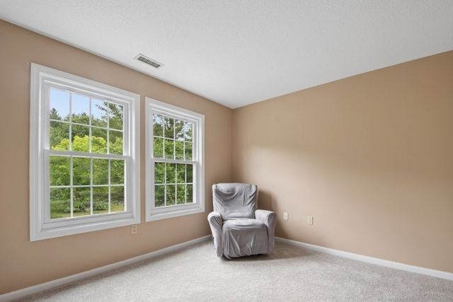4 Herbert Drive B, Sutton, MA 01590