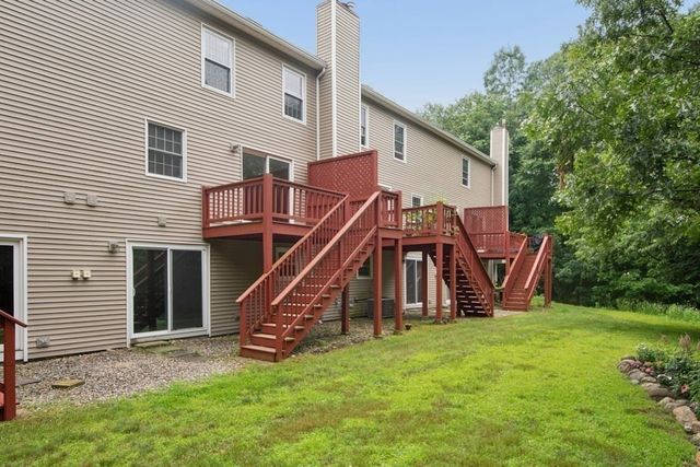 4 Herbert Drive B, Sutton, MA 01590