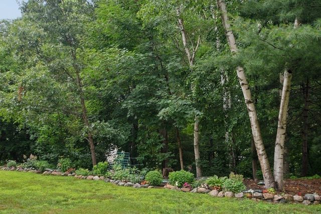 4 Herbert Drive B, Sutton, MA 01590