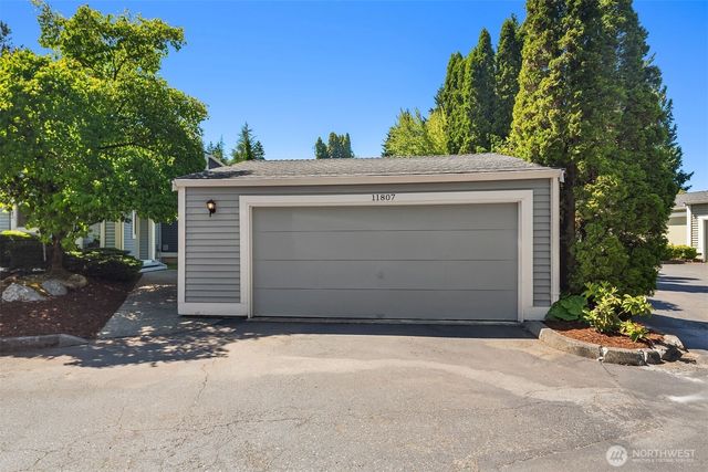 11807 NE 105th Court, Kirkland, WA 98033