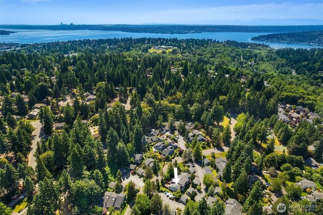 11807 NE 105th Court, Kirkland, WA 98033