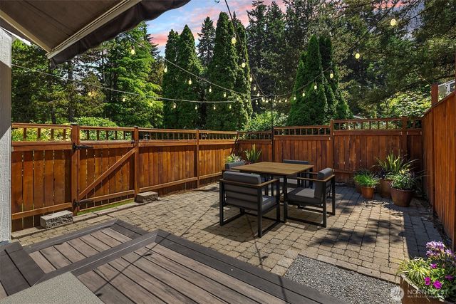 11807 NE 105th Court, Kirkland, WA 98033