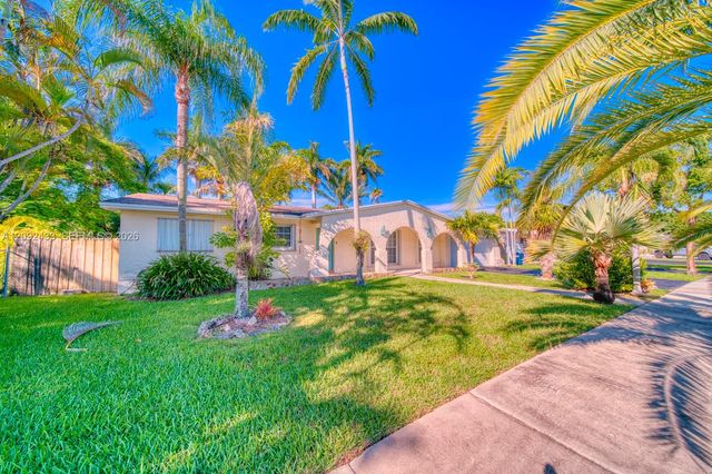 20120 SW 84th Place, Cutler Bay, FL 33189
