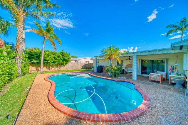 20120 SW 84th Place, Cutler Bay, FL 33189