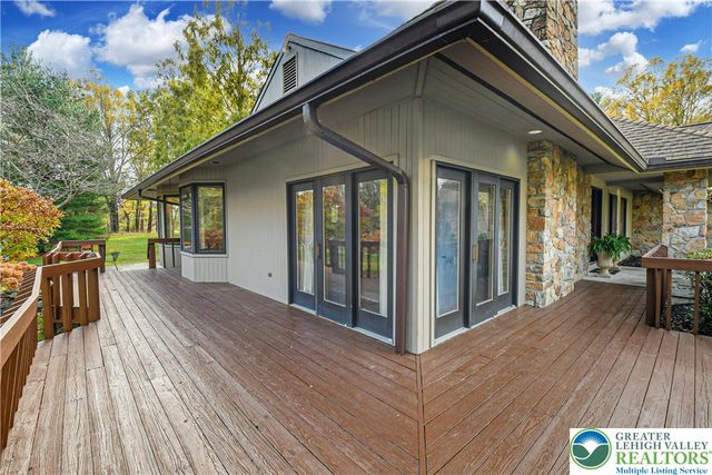 1588 Saucon Valley Road, Lower Saucon Twp, PA 18015