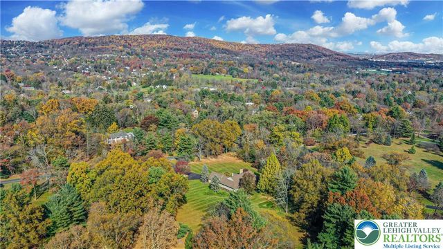 1588 Saucon Valley Road, Lower Saucon Twp, PA 18015