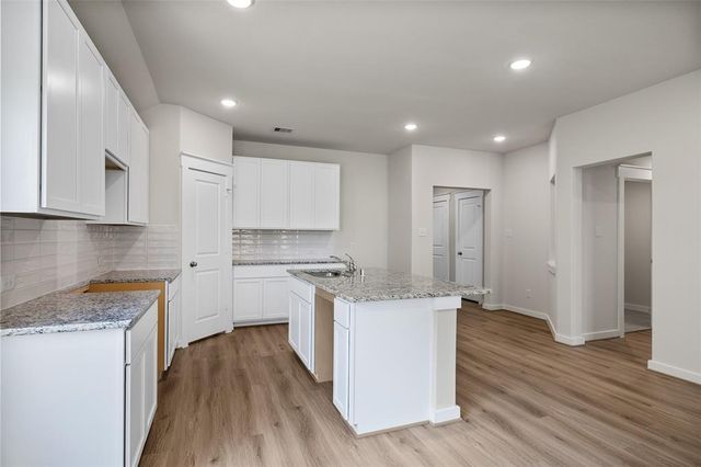 40660 Pessi Road, Magnolia, TX 77354