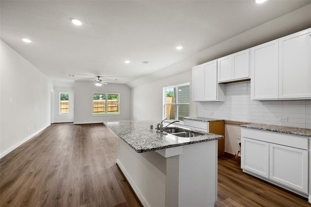 40660 Pessi Road, Magnolia, TX 77354
