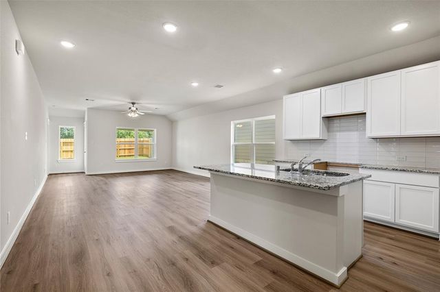 40660 Pessi Road, Magnolia, TX 77354