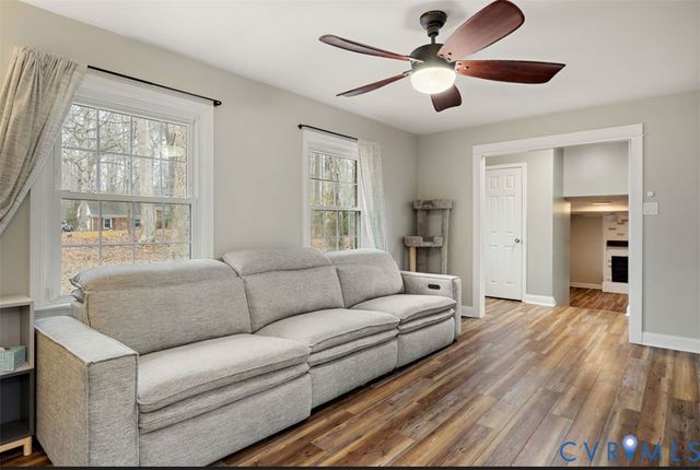 9640 Old Chestnut Dr, Chesterfield, VA 23112