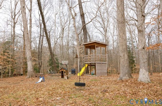 9640 Old Chestnut Dr, Chesterfield, VA 23112