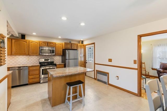 137 Bay State Road, North Andover, MA 01845