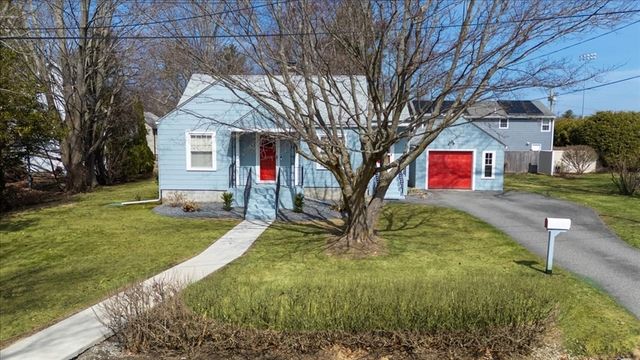 137 Bay State Road, North Andover, MA 01845