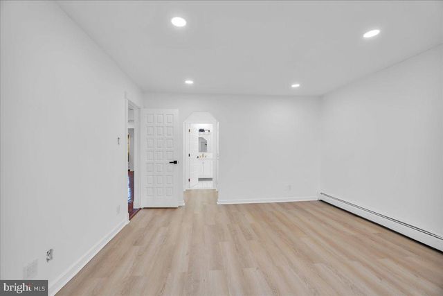 143 CENTURA, Cherry Hill, NJ 08003