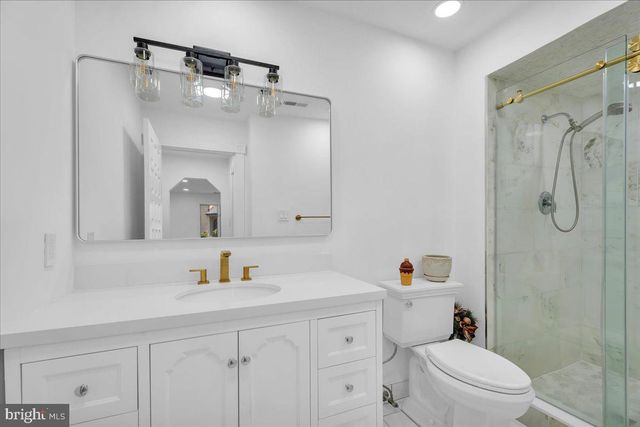 143 CENTURA, Cherry Hill, NJ 08003