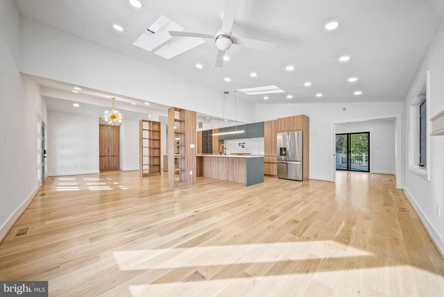 6311 CARNEGIE DR, Bethesda, MD 20817