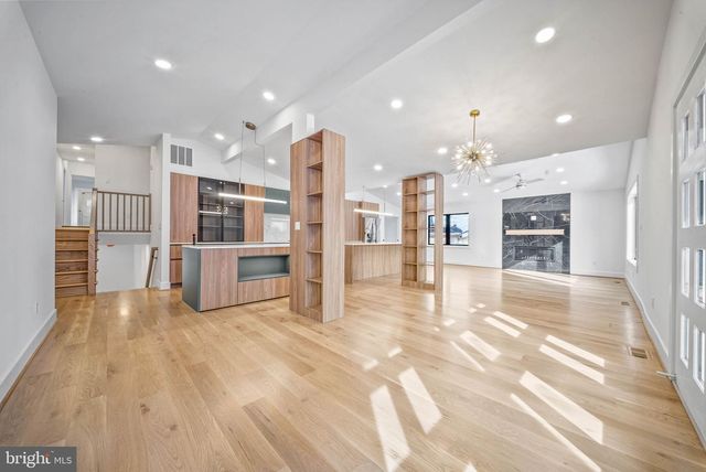 6311 CARNEGIE DR, Bethesda, MD 20817