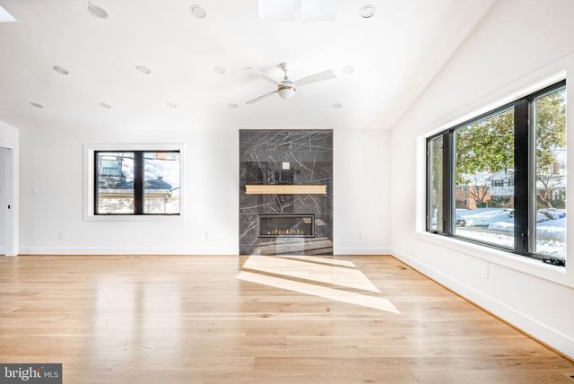 6311 CARNEGIE DR, Bethesda, MD 20817