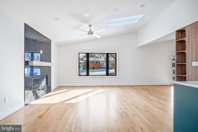 6311 CARNEGIE DR, Bethesda, MD 20817