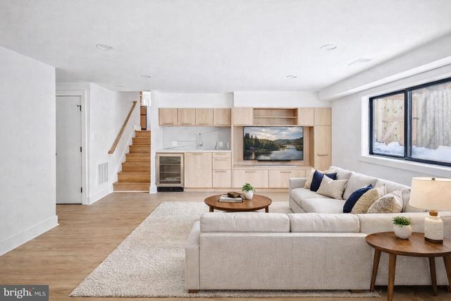 6311 CARNEGIE DR, Bethesda, MD 20817