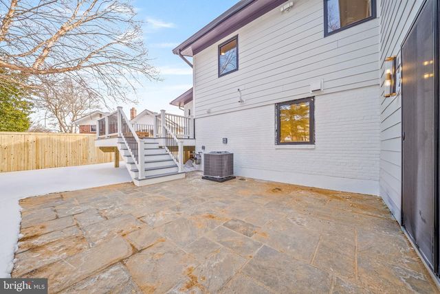 6311 CARNEGIE DR, Bethesda, MD 20817