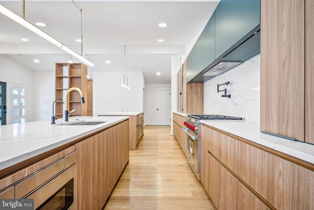 6311 CARNEGIE DR, Bethesda, MD 20817