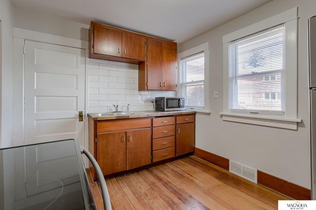 1116 S 23 Street, Lincoln, NE 68502