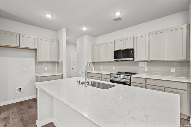 4431 DANFORTH ST, New Braunfels, TX 78130