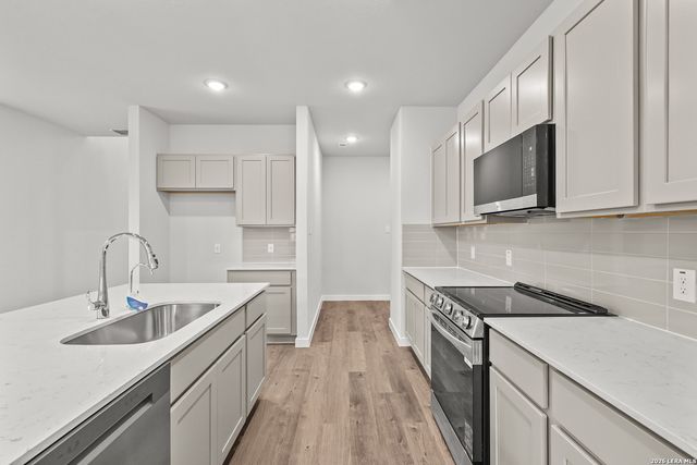 4431 DANFORTH ST, New Braunfels, TX 78130
