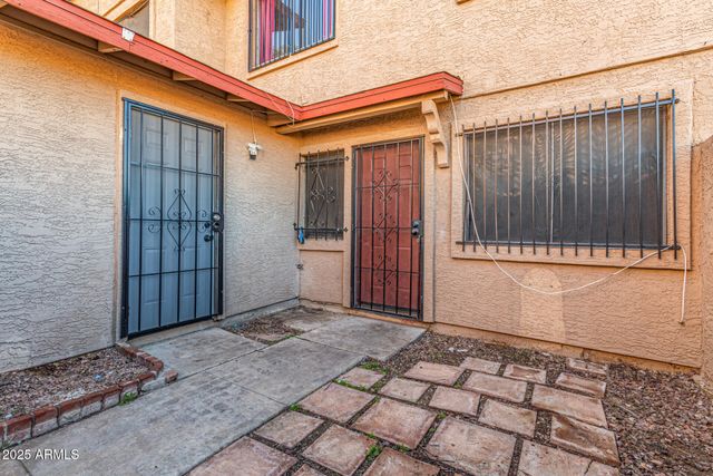 5044 N 40TH Avenue, Phoenix, AZ 85019