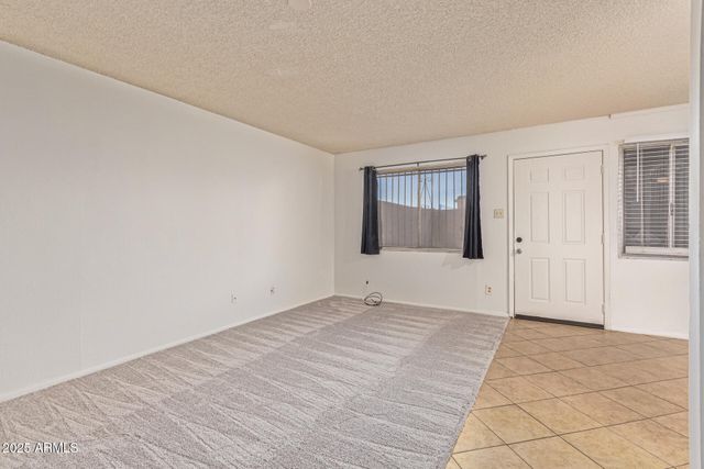 5044 N 40TH Avenue, Phoenix, AZ 85019