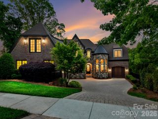 5915 Vidal Lane, Charlotte, NC 28226