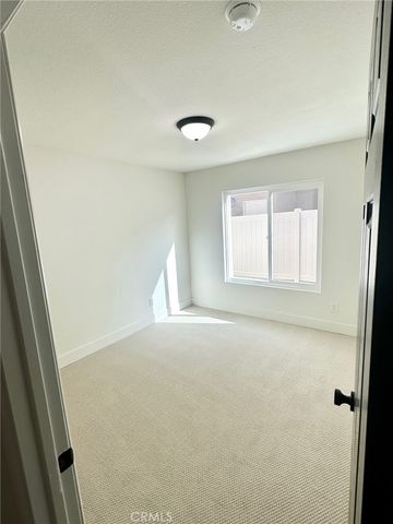 37211 Jerome Lane, Murrieta, CA 92562