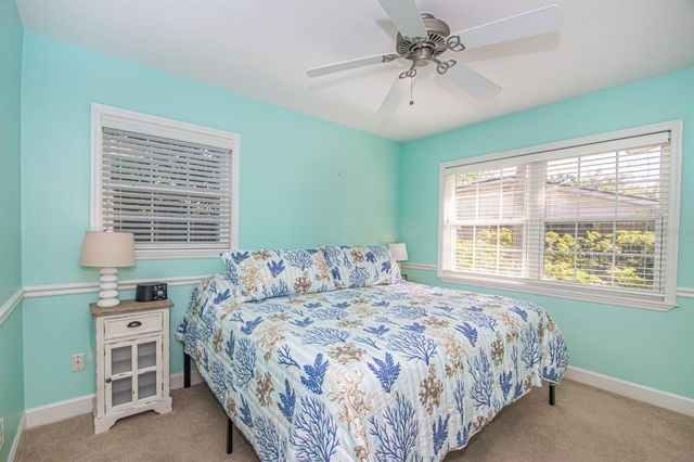7864 15TH WAY N, St Petersburg, FL 33702
