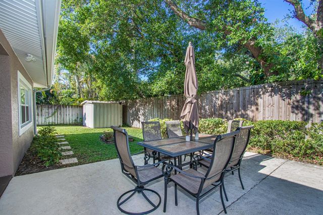 7864 15TH WAY N, St Petersburg, FL 33702