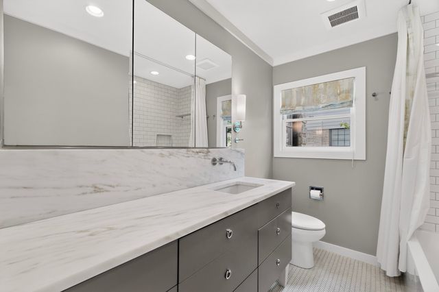 2323 Barberry Drive, Dallas, TX 75211