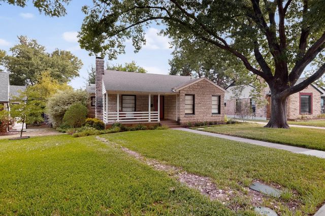 2323 Barberry Drive, Dallas, TX 75211