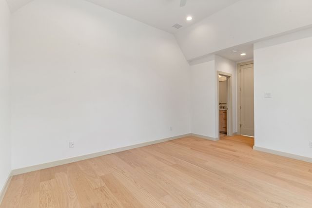 1810 Corona Street, Dallas, TX 75214