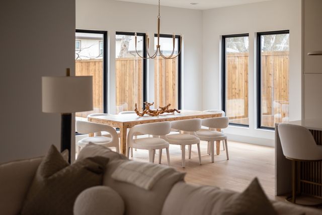 1810 Corona Street, Dallas, TX 75214