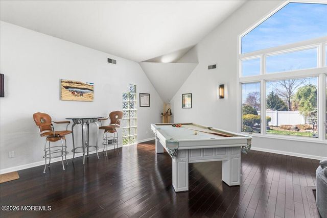 2 Dickson Road, Marlboro, NJ 07746